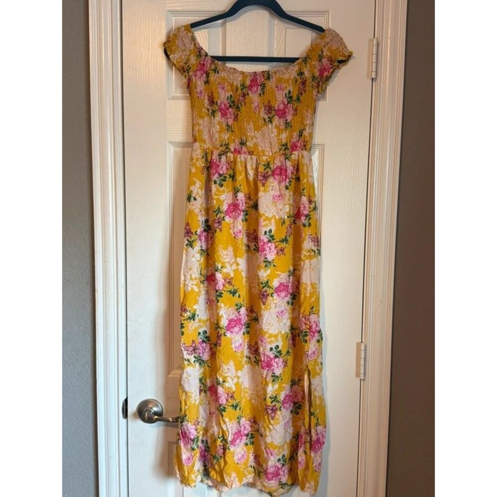 Floral Off-the-Shoulder Midi Dress